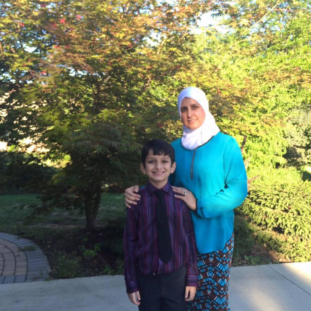 Meet your Posher, Majd